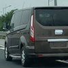 Bắt gặp Ford Tourneo Custom tại Việt Nam, Kia Sedona có thêm đối thủ