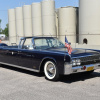 Lincoln Continental 1963 độ như xe cố Tổng thống Mỹ Kennedy đang được rao bán
