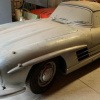 Xe Mercedes-Benz 300 SL Roadster bị chủ nhân bỏ rơi 40 năm vẫn có giá 25 tỷ