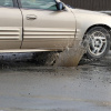 Bộ phận nào của ôtô dễ hư hại khi đi vào đường xóc?