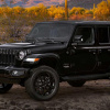 Xe Jeep Wrangler và Gladiator có mức giá mới từ tháng 10