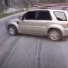 Tài xế SUV mất lái đường đèo và cái kết "hú hồn"