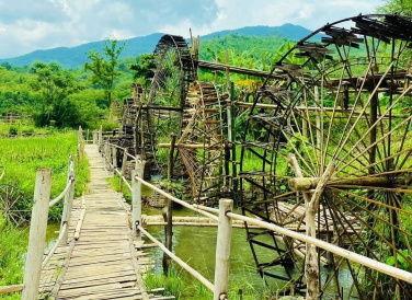 Guồng nước suối Chàm là một trong những biểu tượng ở vùng đất Pù Luông thơ mộng