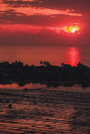 Nghề làm muối nơi đây không chỉ mưu sinh mà còn trở thành nét văn hóa đặc trưng.