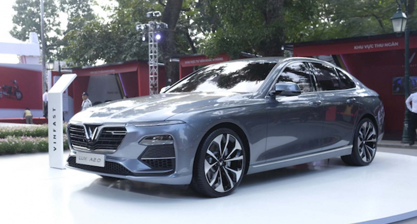 Giá lăn bánh xe VinFast Lux A2.0 tính theo giá niêm yết và ‘3 không”