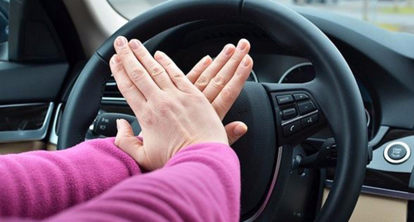 Những thói quen lái xe bất lịch sự của người Việt