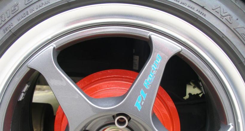 Phanh tang trống là gì?