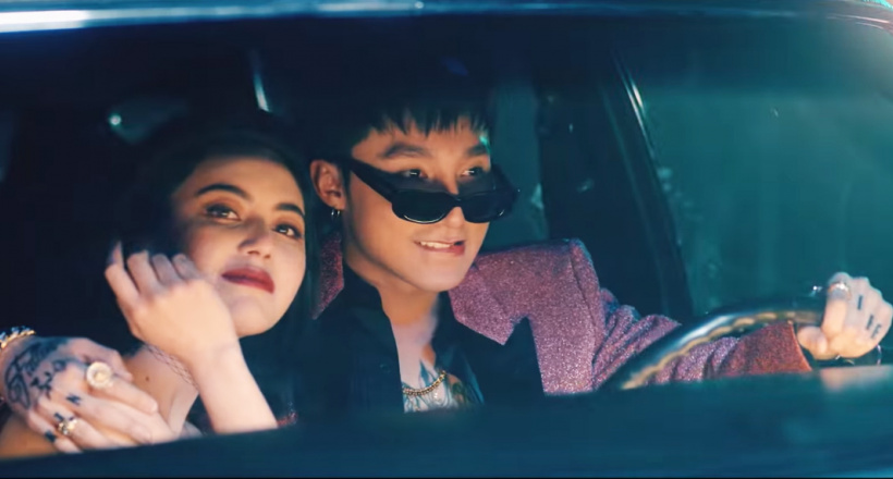 Sơn Tùng MTP dùng xe “sang chảnh” trong MV “nóng bỏng tay” Chạy ngay đi