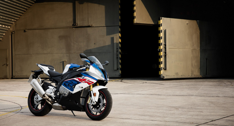 Giảm hàng trăm triệu, Thaco gây sốc với bảng giá môtô phân khối lớn BMW Motorrad mới