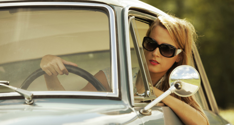 Gương chiếu hậu ô tô ra đời khi nào? Ai phát minh ra?