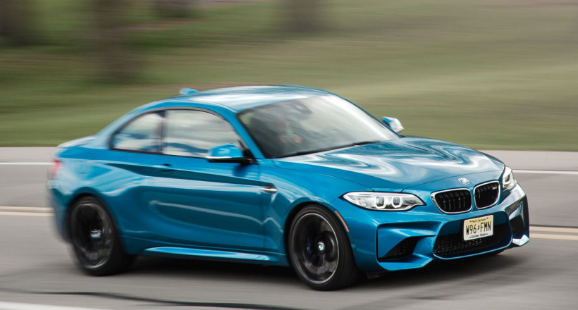 Top 5 mẫu xe thể thao "sang chảnh", mạnh mẽ trang bị hộp số sàn