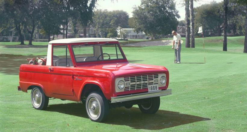 Mẫu xe SUV nào đã quảng cáo đầu tiên trên truyền hình?