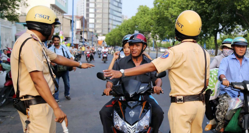 Mức phạt 10 lỗi xe máy "cực kỳ" hay mắc phải, kiểu gì bạn cũng từng bị một lần