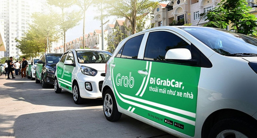 Bộ GTVT bất ngờ đề xuất Grab không phải gắn mào như taxi