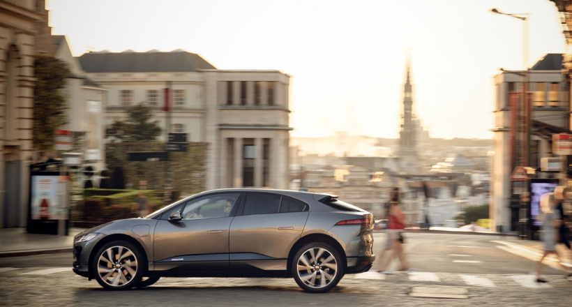 Xe điện Jaguar chạy xuyên lục địa với chỉ 1 lần sạc