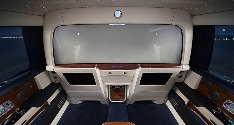 Rolls-Royce vén màn cabin đặc biệt dành cho mẫu xe Phantom