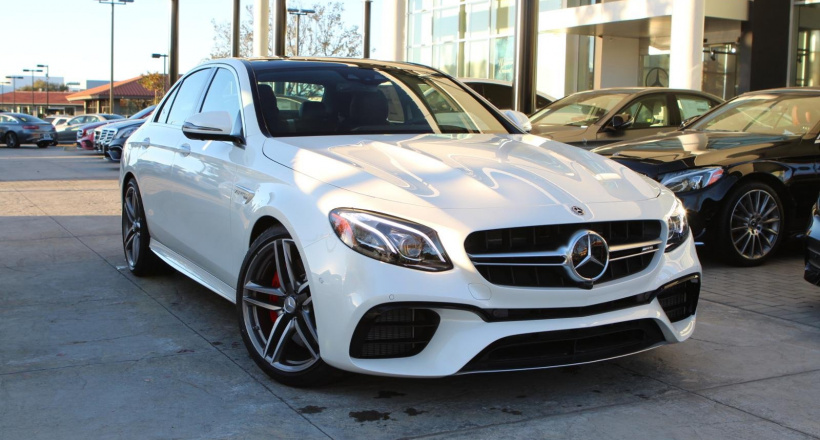 Hàng trăm nghìn xe Mercedes-Benz bị triệu hồi vì nguy cơ gãy giảm xóc