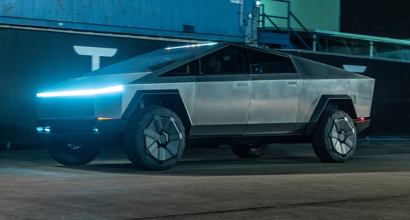 Telsa vẫn nhận đơn hàng bán tải Cybertruck "siêu khủng" bất chấp sự cố vỡ kính siêu bền