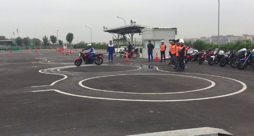 Mẹo đi vòng số 8 khi thi bằng A2, không phải ai cũng biết