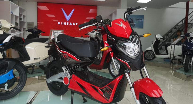 Xe điện VinFast giảm giá "sốc" trước Tết