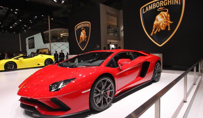 Dân giàu Trung Quốc "rửa tiền" bằng siêu xe, thú chơi hay là trò ranh mãnh