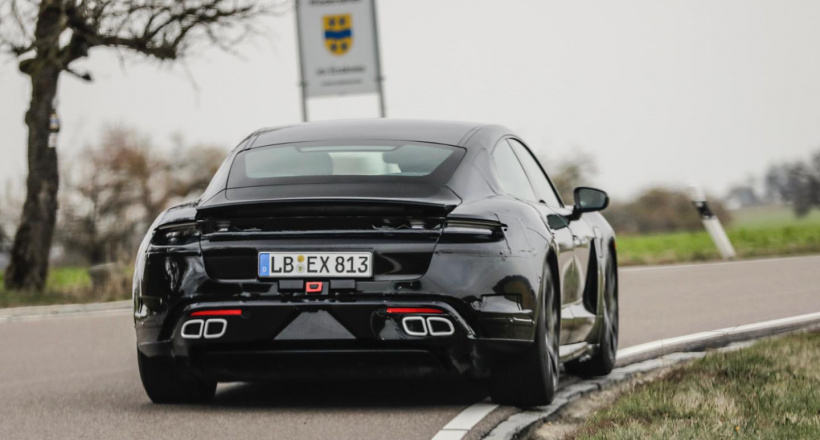 Xe điện Taycan của Porsche sắp ra mắt có khả năng đương đầu với những gì?