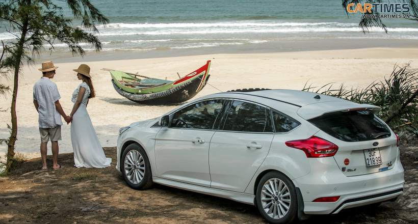 Ford Focus và Hành trình hạnh phúc của cặp vợ chồng trẻ