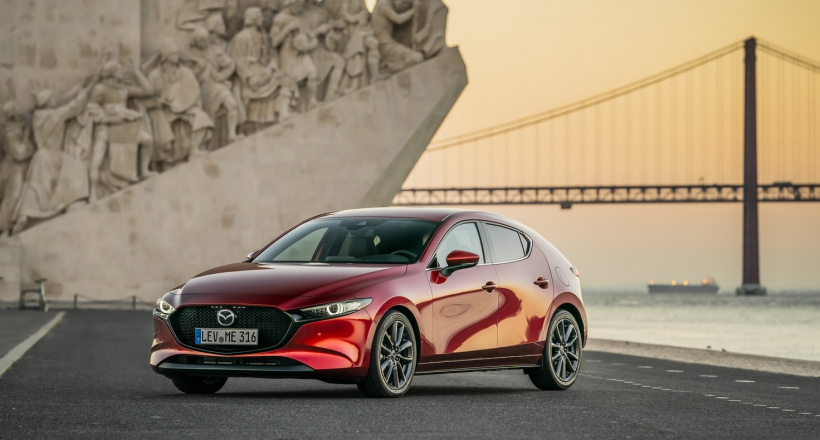 Công nghệ đánh lửa không cần bugi sẽ có trên động cơ Skyactiv-X của Mazda3 2019