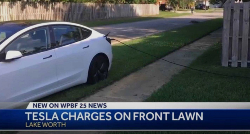 Chuyện lạ có thật: Xe điện hết pin, cắm luôn vào nhà bên đường qua đêm