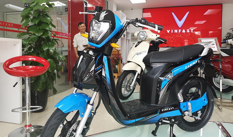 VinFast bất ngờ trưng bày 2 mẫu xe điện mới ở phân khúc học sinh, sinh viên