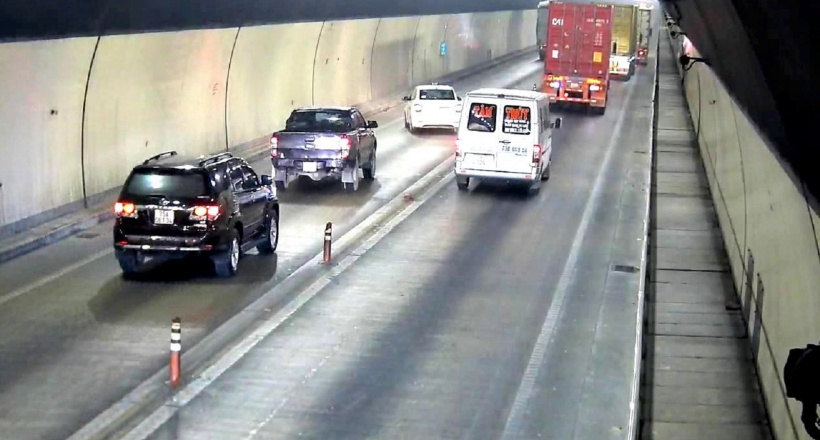 Năm 2020: Vượt xe trong hầm đường bộ không đúng quy định bị phạt bao nhiêu?