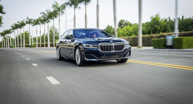 Mẫu sedan hạng sang BMW 740Li Pure Excellence cập bến thị trường Việt Nam, cạnh tranh Mercedes-Benz 450 Luxury