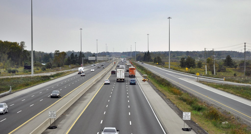 Khi nào thì được dừng xe trên cao tốc?