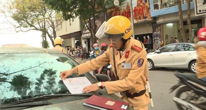 Ghi hình và dán thông báo để phạt nguội xe ô tô, nên hay không?