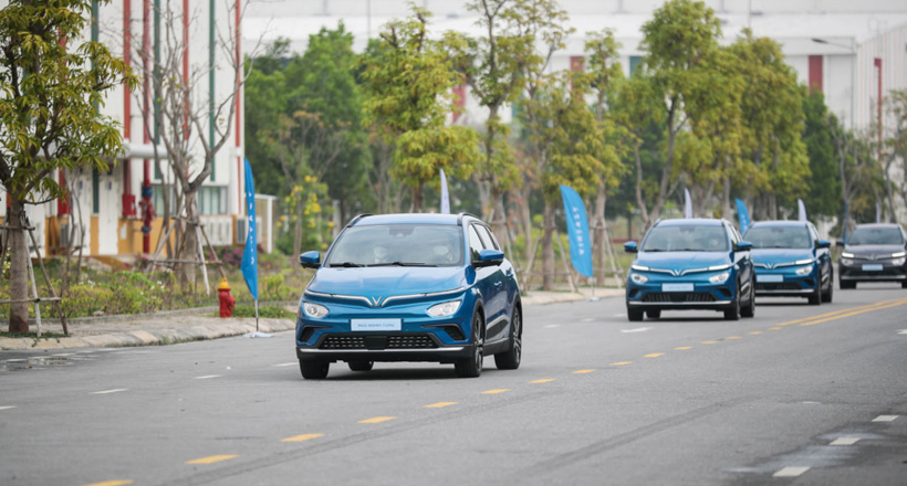 VinFast VF e34: Xe điện đầu tiên của Việt Nam có đáng mua không?