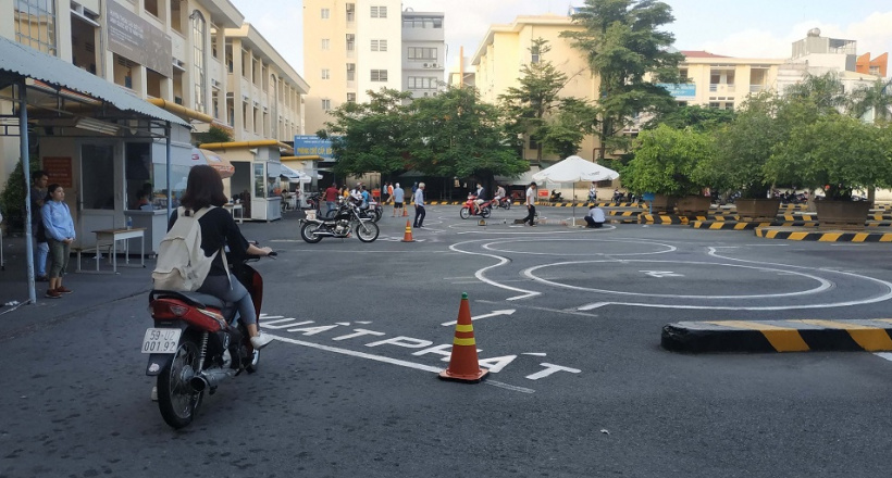 Điều kiện để thi bằng lái xe A1 là gì?