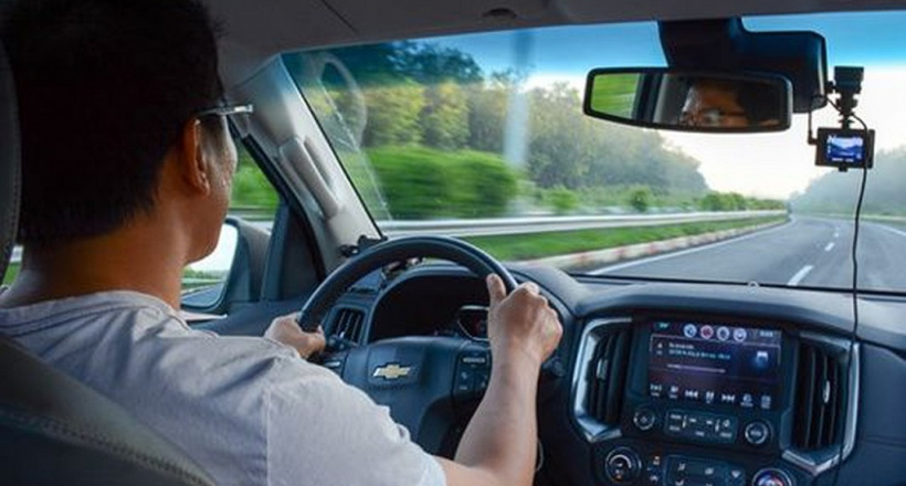 Phải giảm tốc độ lưu thông trong những trường hợp nào để không bị phạt?