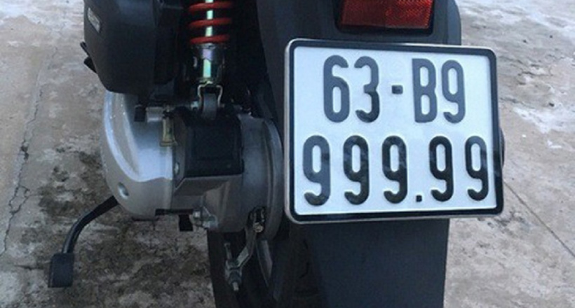 Chất liệu, màu, kích thước của biển số xe máy được quy định như thế nào?