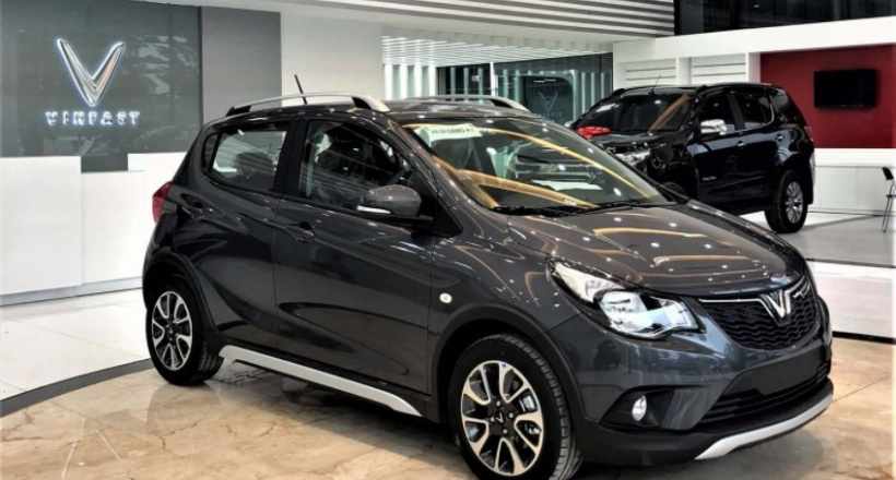 Thị trường ô tô Việt Nam đi xuống trong tháng 7/2021: VinFast Fadil vẫn lên "đỉnh"