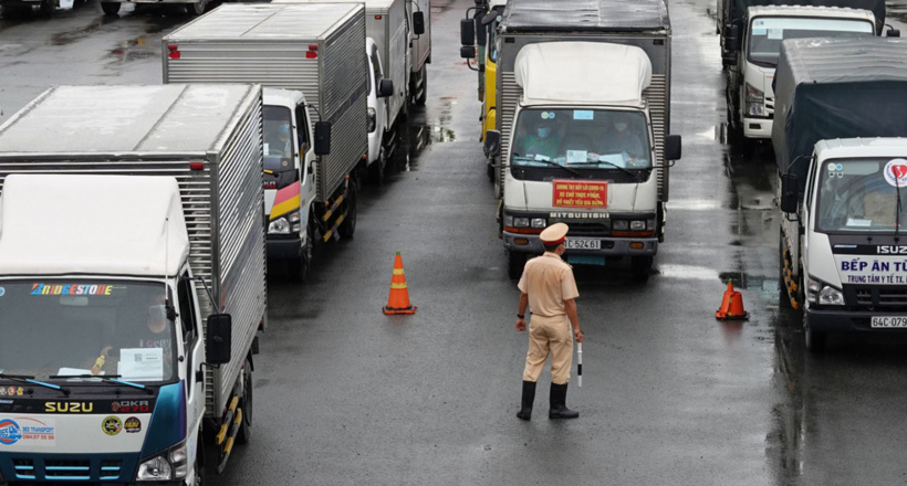 Không ban hành “giấy phép con” làm cản trở lưu thông hàng hóa