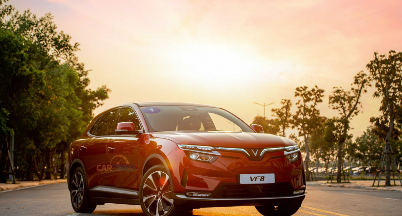 Chi tiết xe VinFast VF8: Thiết kế thể thao, màn hình hiển thị cỡ lớn như Tesla, không gian cabin rộng rãi