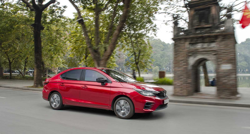 Top 10 xe bán chạy tháng 4/2022: Honda City bất ngờ "đăng quang"