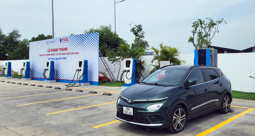 VinFast khánh thành trạm sạc xe điện đầu tiên