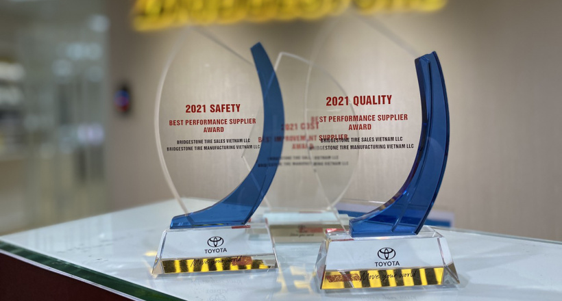 Bridgestone Việt Nam nhận giải thưởng Chất lượng từ Toyota Việt Nam 5 năm liên tiếp