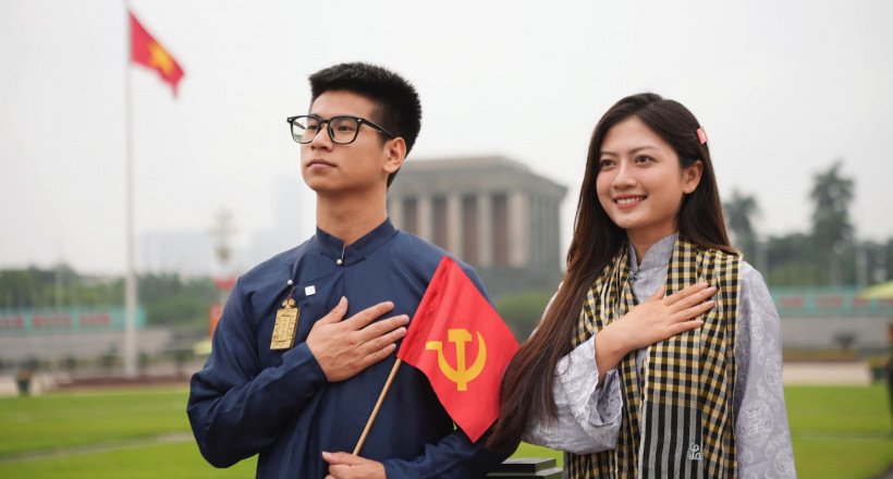 Khám phá ngôi làng "dệt linh hồn Tổ Quốc", hoà vào không khí của thủ đô những ngày lễ