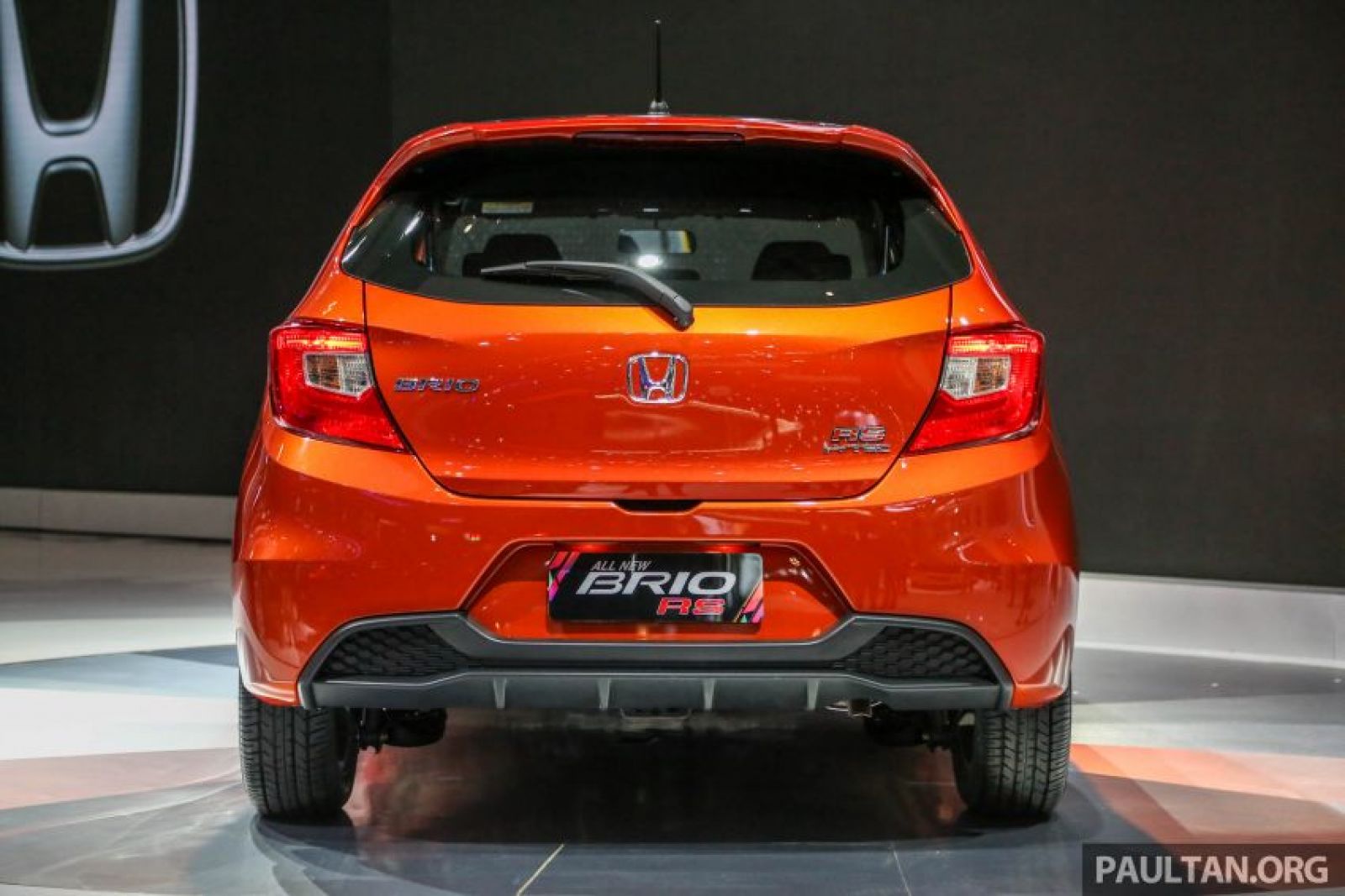 Thiết kế đuôi xe Honda Brio