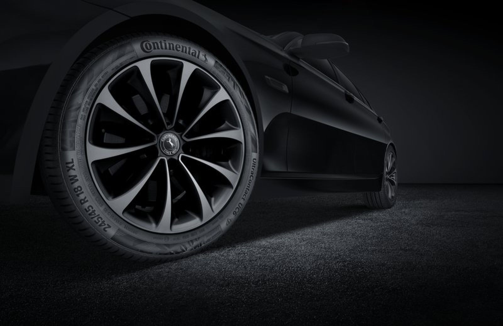 UltraContact UC6 là dòng lốp minh chứng cho sự bền bỉ của Continental Tires