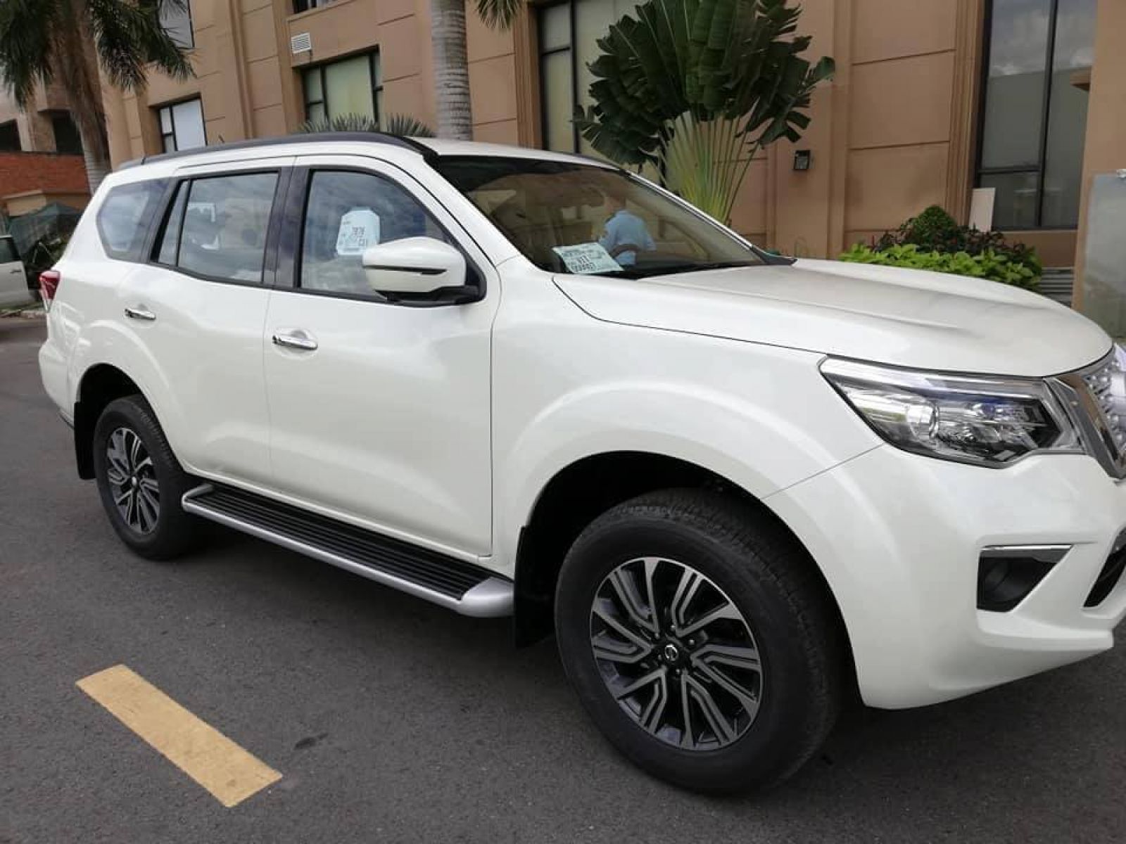 Thiết kế của Nissan Terra dựa trên mẫu bán tải Navara NP 300