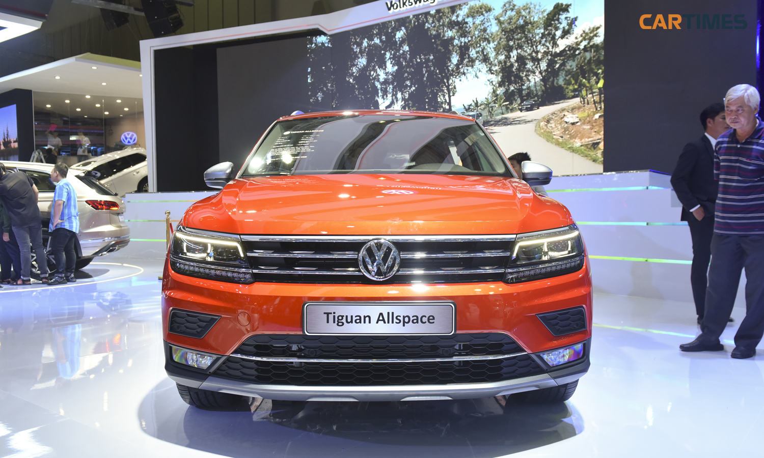 Thiết kế đầu xe Volkswagen Tiguan Allspace