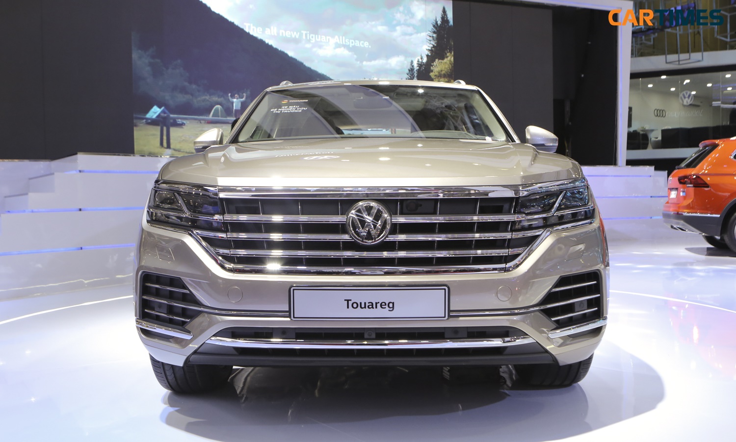 Thiết kế đầu xe Volkswagen Touareg